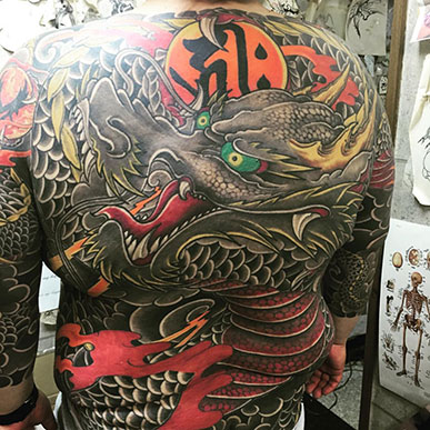 Figure 2. Japanese-style dragon back piece by Horitsuna (Tattoo Studio Desperado).